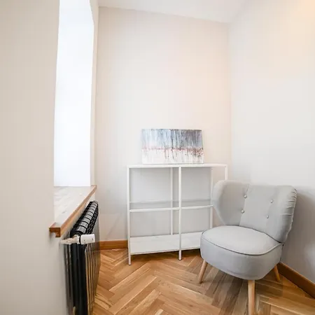 S22 Apartment *