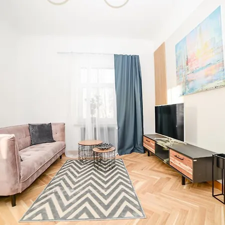 Apartment S22