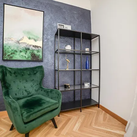 S22 Apartment