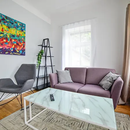 S22 Apartament *